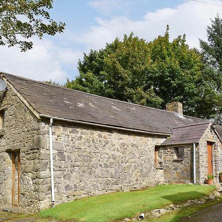 Ty Christian Villa Llwyn-Dafydd Exterior photo